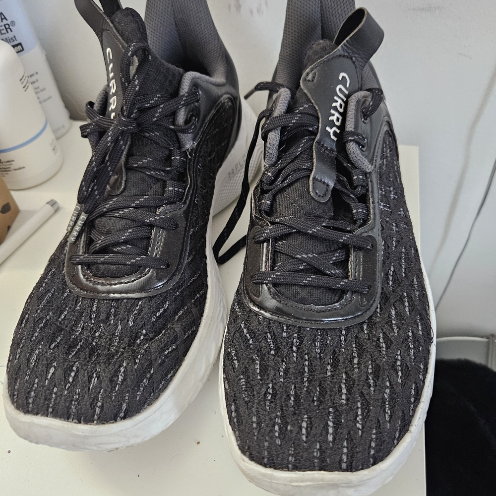 Curry Black Athletic Shoes